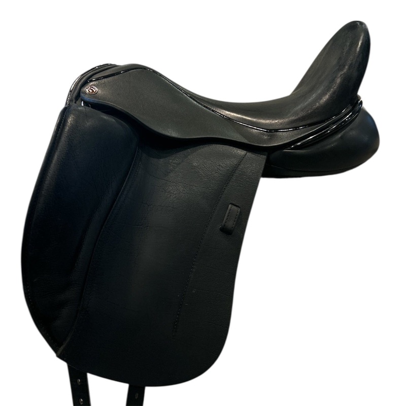 18.5″ Dresch Dressage, 2022, Wide (6.5″) Tree