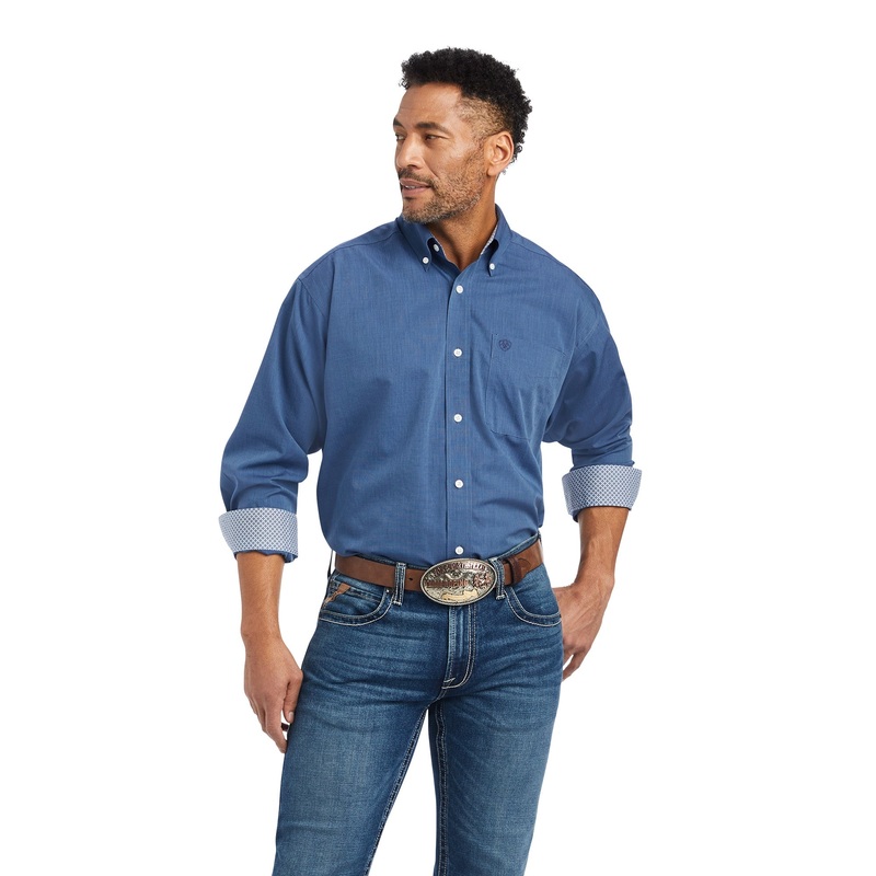 Ariat Mens Wrinkle Free Solid Pinpoint Oxford Classic Fit Shirt