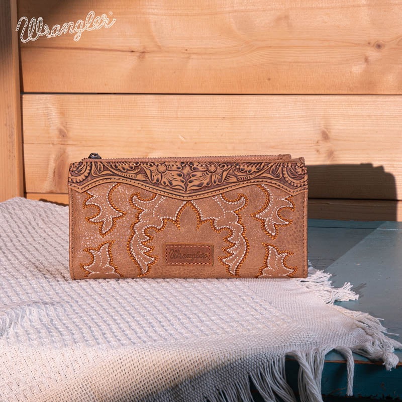 Wrangler Embroidered Wallet ~ Khaki