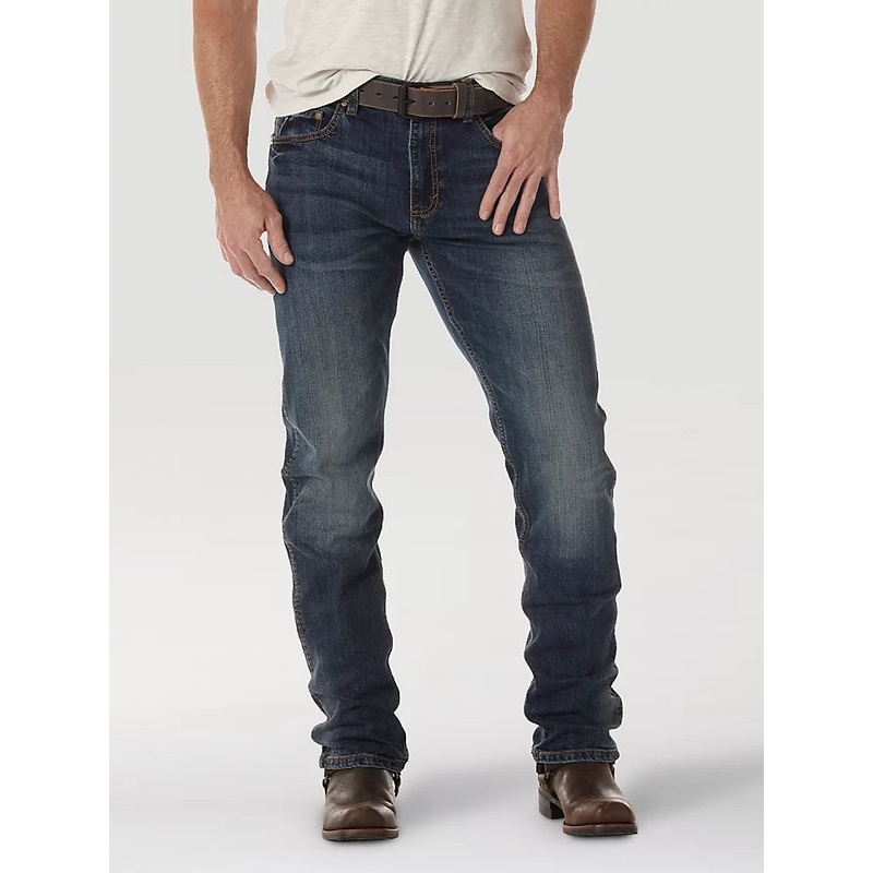 Wrangler Retro Limited Edition Slim Straight Jean- Bozeman