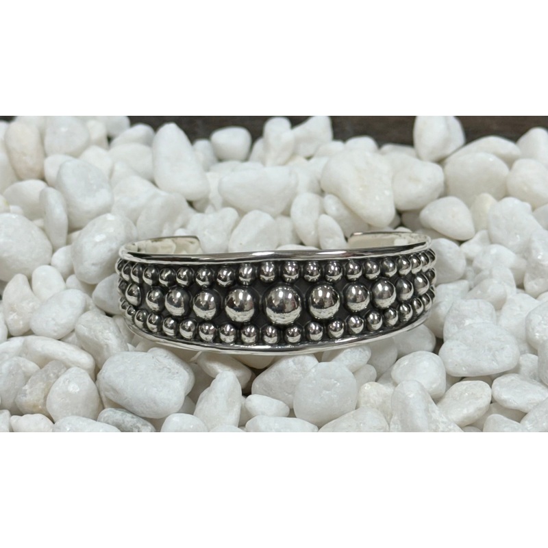 Sterling Lg & Sm Graduated Dot Cuff