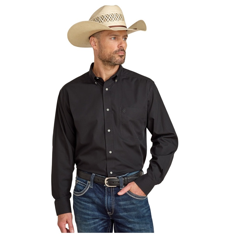 10020328 Ariat Men’s Wrinkle Free Solid Long Sleeve Button Down Shirt – Black