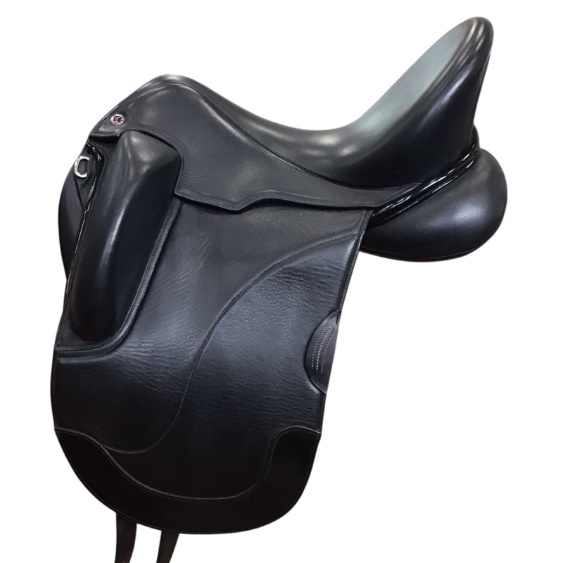 17.5″ Tota Comfort System Freedom PRO 2 Medium Used Dressage Saddle – H