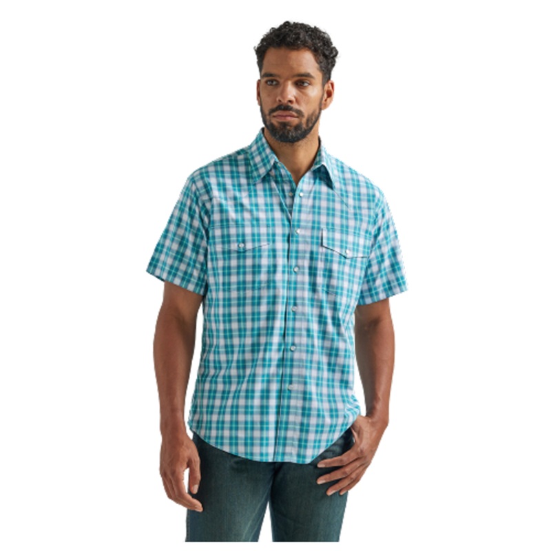 112324685 Wrangler Men’s Wrinkle Resist Short Sleeve Western Snap Shirt – Turquoise Plaid