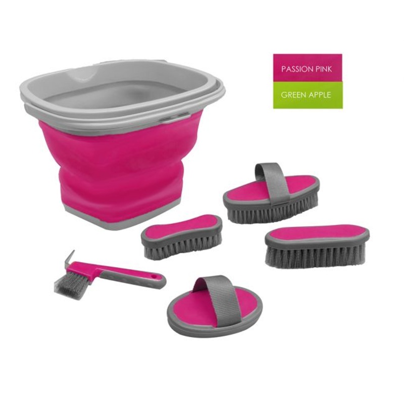 #24011X: 5 Piece grooming kit with collapsible bucket