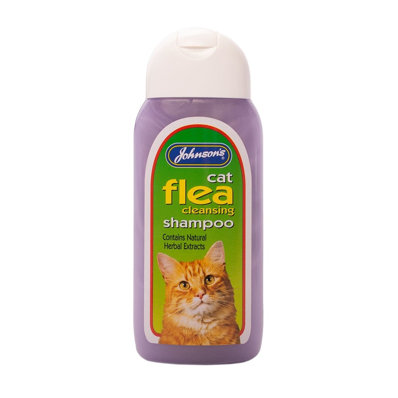 Johnson’s Veterinary Cat Flea Cleansing shampoo