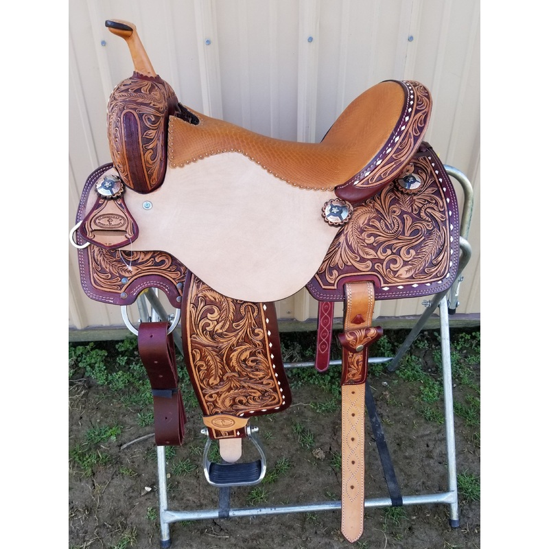 Cloverleaf 6 Feather Pattern Barrel Saddle