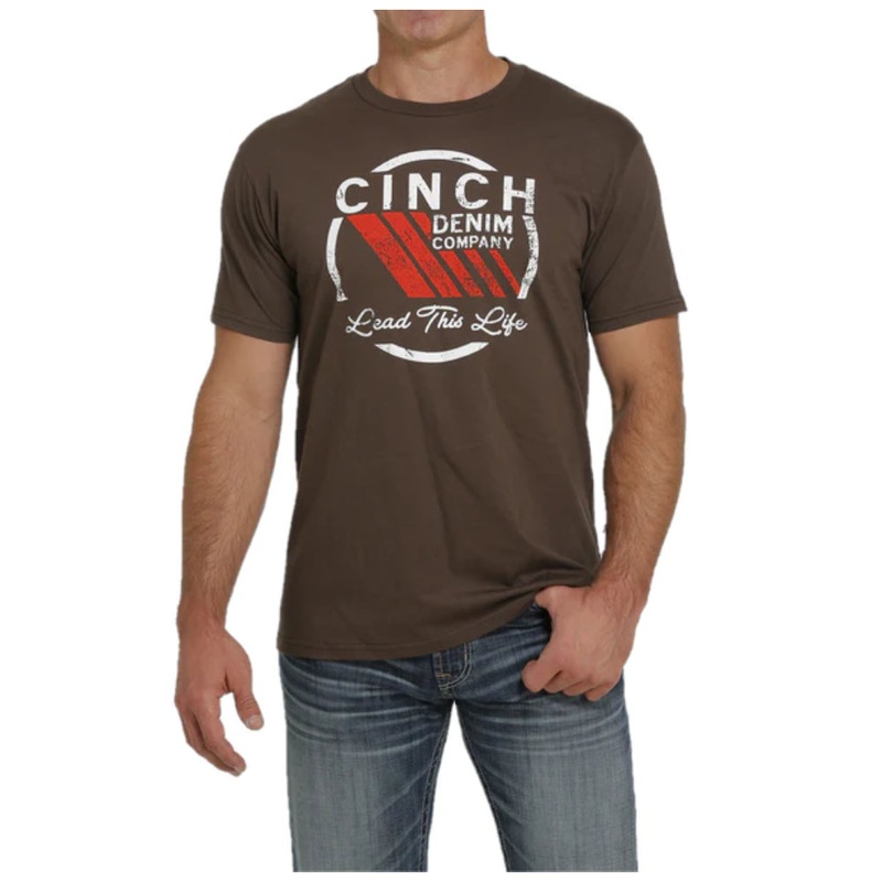 MTT1690504 Cinch Men’s Lead This Life Logo Graphic T-Shirt – Brown