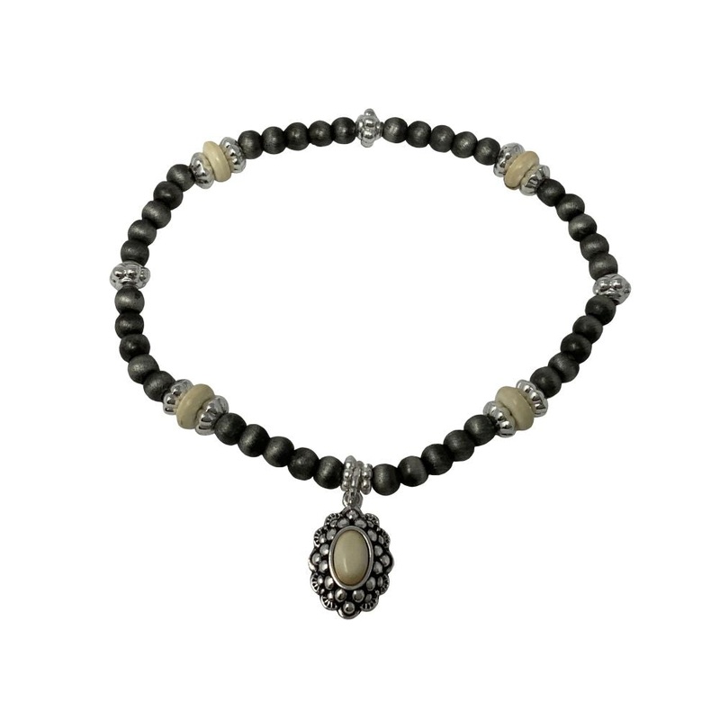 Western Stone Concho Charm on Metallic Pearl Stretch Bracelet