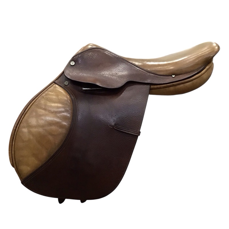 16.5″ Beval Devon 2000 Med/Narrow Used Hunter/Jumper Saddle – H