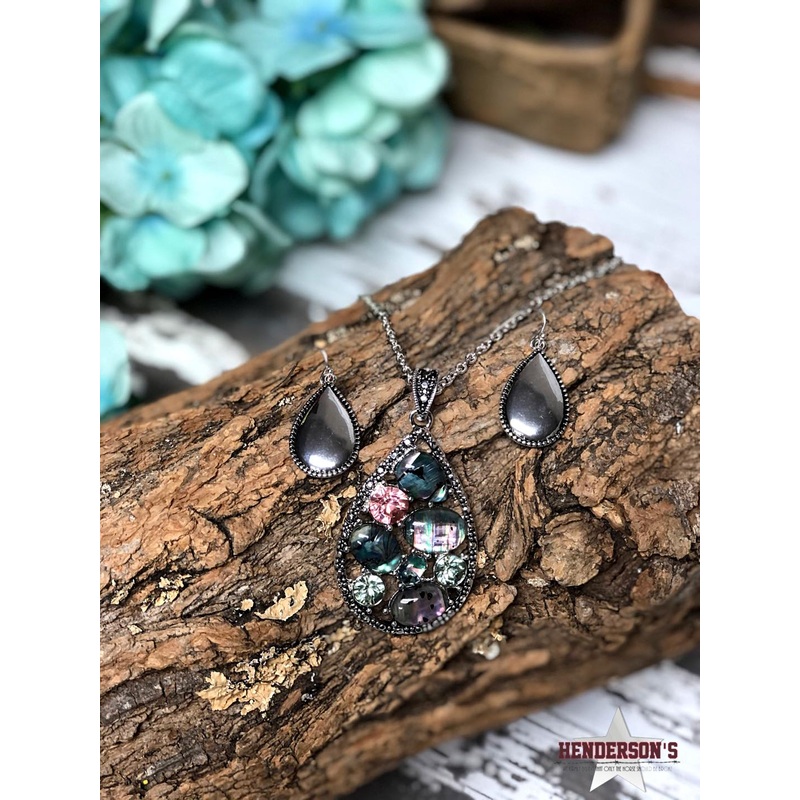 Teardrop W/Multi Color Stone Necklace Set