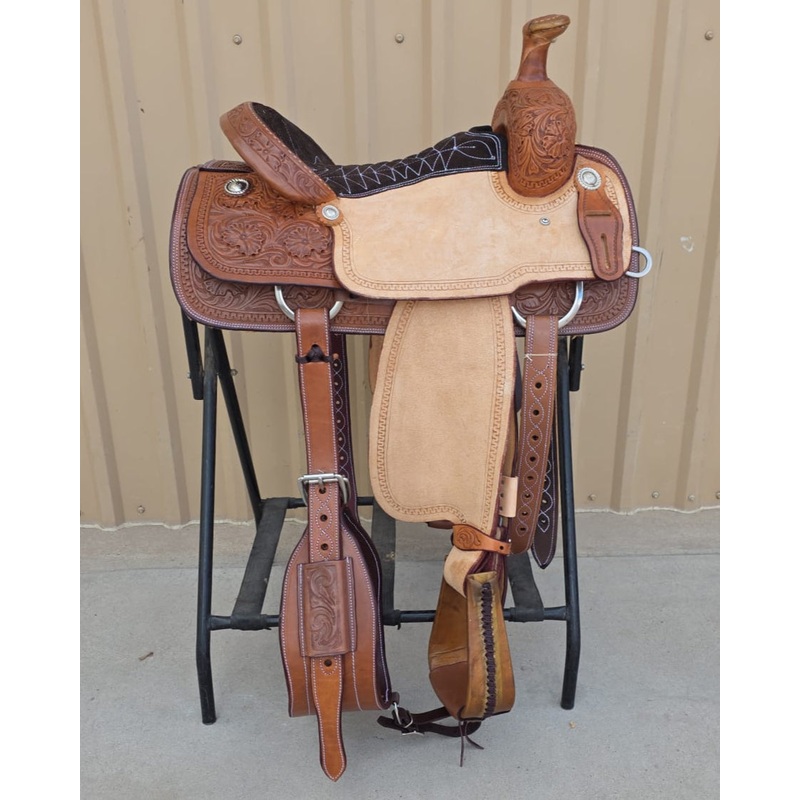 #1834 15″ Corriente Team Roping Saddle