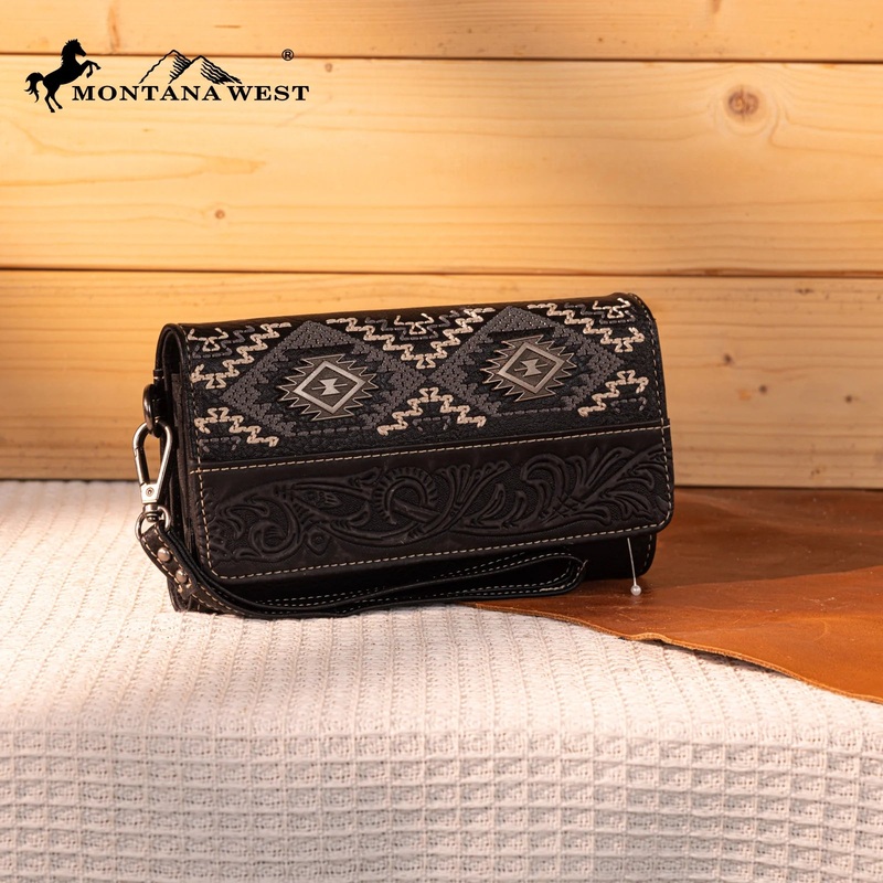 MW Embroidered Wallet ~ Black