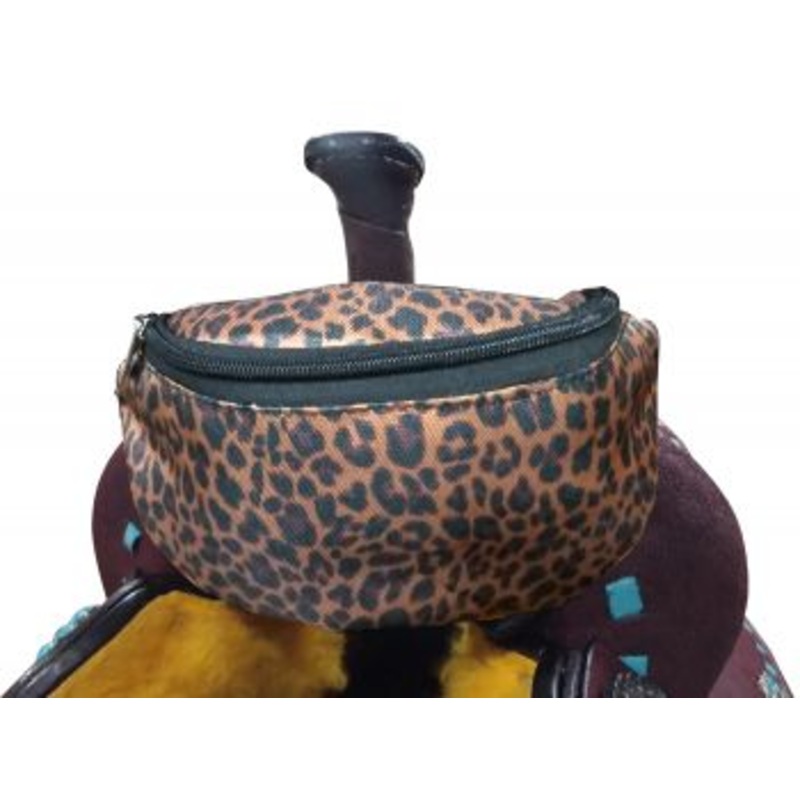 #177237: Showman Cheetah Print Insulated Nylon Saddle Pouch
