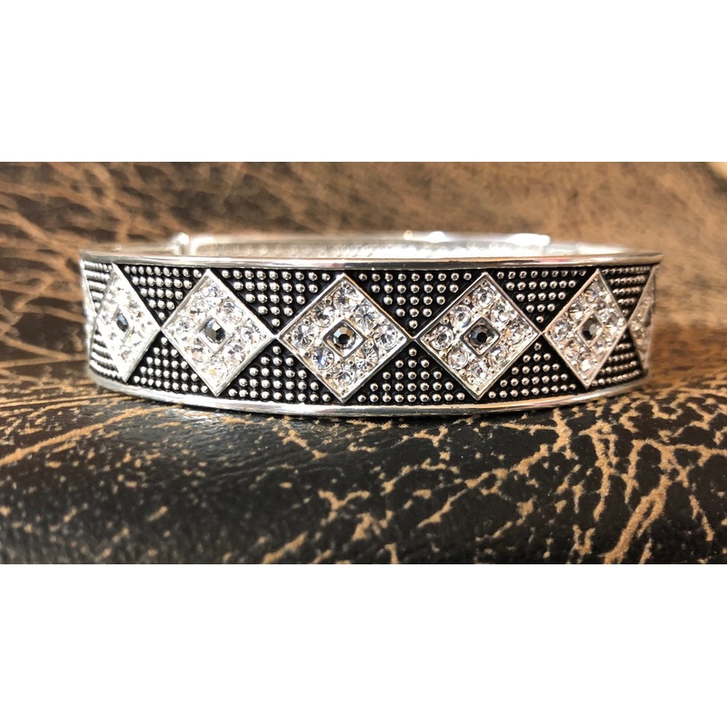 Western Edge Diamond Crystal Bracelet TBBC2562